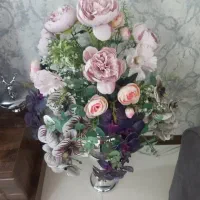 گل وگلدان