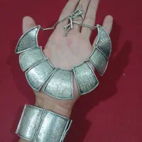 دستبند سینه ریز نقره سنگین قدیمی عتیقه|جواهرات|کرج, اصفهانیها|دیوار