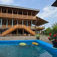 اجاره-ویلا-چوبی-دربستی