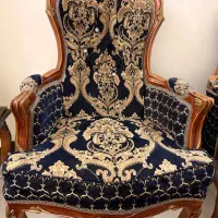 مبل کلاسیک ۹ نفره+میز ناهار خوری ۴نفره