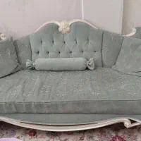 مبل کلاسیک و راحتی شیک