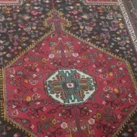 دو عدد فرش دستی.