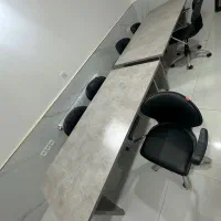 دو عدد میز کنفراس و صندلی