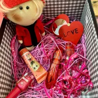 کادویی و هدیه و لوازم آرایشی (کیوت گالری)|آرایشی، بهداشتی، درمانی|زابل, |دیوار