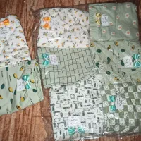 تعدادی لباس زیر خانمانه