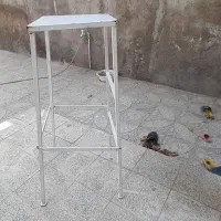 چهار پایه آهنی