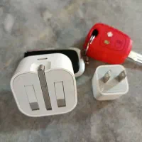 ۲عدد شارژر آیفون اصلی