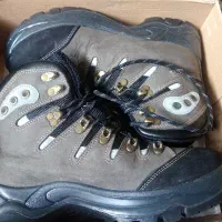 کفش کوه نوردی سیمپا