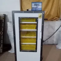 فروش دستگاه جوجه کشی 210تای فاحته