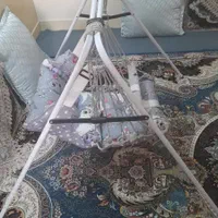 گهواره|تخت و صندلی بچه|تهران, قیام|دیوار