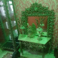 اینه و شمعدان و بوفه|آینه|اندیشه, اندیشه فاز ۱|دیوار