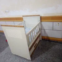 تخت نوزاد و حالت گهواره ای