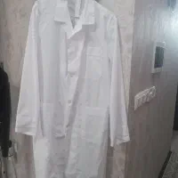 روپوش سفید پزشکی