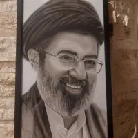 سفارش تابلوی نقاشی چهره شخصی با تکنیک سیاه قلم