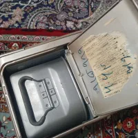 دوتا چراغ برقی نفتی