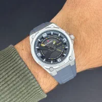 نیوی و فیترون و الگانس|ساعت|رامیان, |دیوار