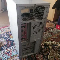 کیس کامپیوتر قدیمی سالم