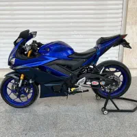 یاماها r25