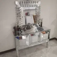 اینه همراه با کنسول در حد نو تمیز