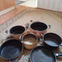 قابلمه چدن و تفلن