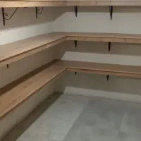 نیرونظافت خدماتی باچندسال سابقه کار