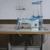 یک دستگاه چرخ‌‌خیاطf4راسته دوز  به فروش میرسد