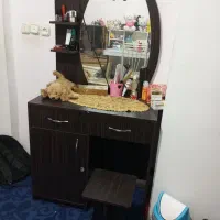 میز آرایشی در حد
