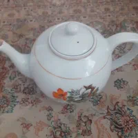 دو عدد قوری و تنگ با جام