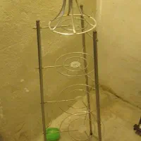 جای قابلمه ای ویک عدد جای لیوان واستکان