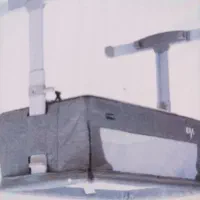 تخت کنار مادر استفاده نشده