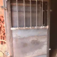 درب و پنجره ساز ماهر و کارگر نیمه ماهر