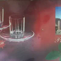 استکان و نعلبکی لیوان
