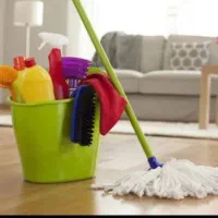 نیروی نظافتچی خانم