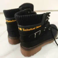 بوت تیمبرلند سایز ۳۷ و چکمه ارتشی سایز ۳۴