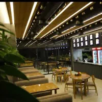 استخدام صندوقدار و پیک موتوری