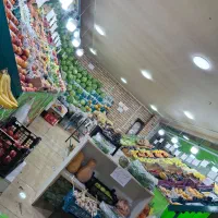 کارگرمیوه فروشی