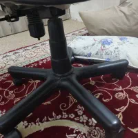 صندلی چرخدار اداری