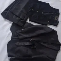 کت وشلوار.مانتو.بارونی.کاپشن.کلاه