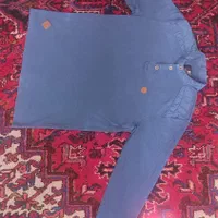 تیشرت  و  پیراهن  در حد نو ، سالم  و  تمیز