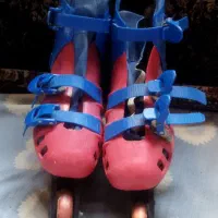 کفش اسکیت|دوچرخه، اسکیت، اسکوتر|مشهد, انقلاب|دیوار