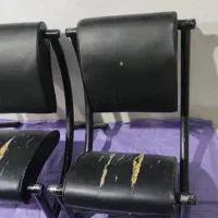 دوعدد صندلی