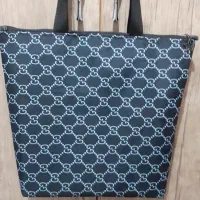 ساک دستی و توت بگ