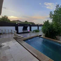 اجاره روزانه ساعتی ویلا سه خواب استخر آب گرم کردان