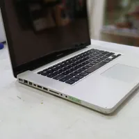 مک بوک پرو ۲۰۱۲