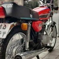 موتور 125 قرمز