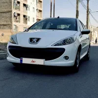 پژو 207i