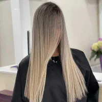 نیازمند به مدل رنگ مو