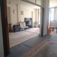 ویلایی طبقه دوم کوچه کنار هتل پرسپولیس|اجارهٔ خانه و ویلا|شیراز, آزادی|دیوار