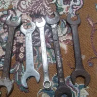 چند عدد اچار برای فروش دونه ۲۰۰ تومان