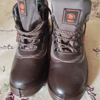 کفش ایمنی سایز ۴۳
